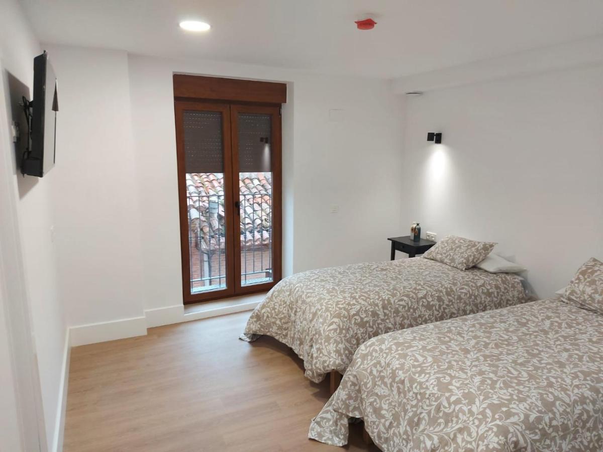 Hotel - Hostel Atuvera Santo Domingo De La Calzada Eksteriør bilde